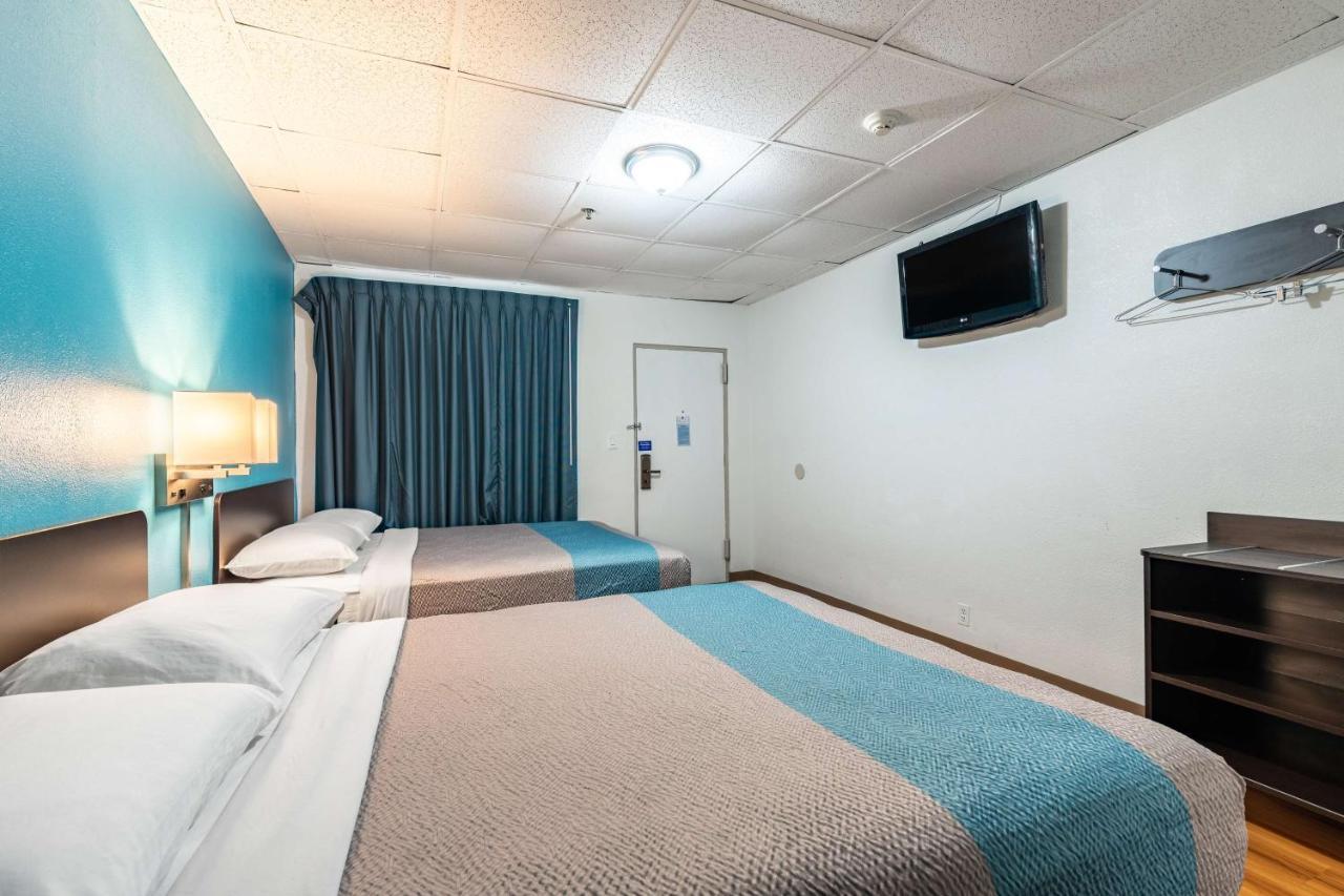 Motel 6-Elmsford, Ny - White Plains Bagian luar foto