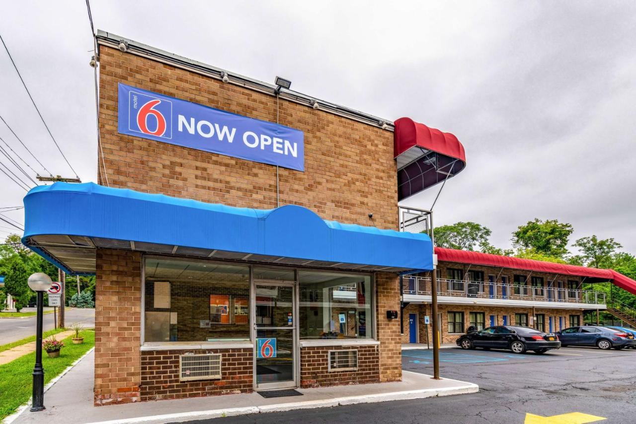 Motel 6-Elmsford, Ny - White Plains Bagian luar foto
