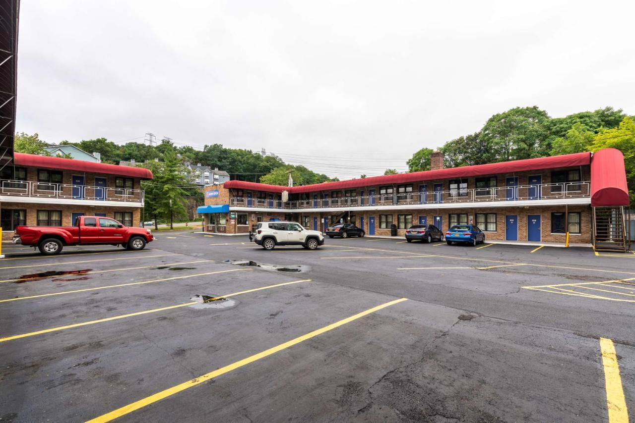 Motel 6-Elmsford, Ny - White Plains Bagian luar foto
